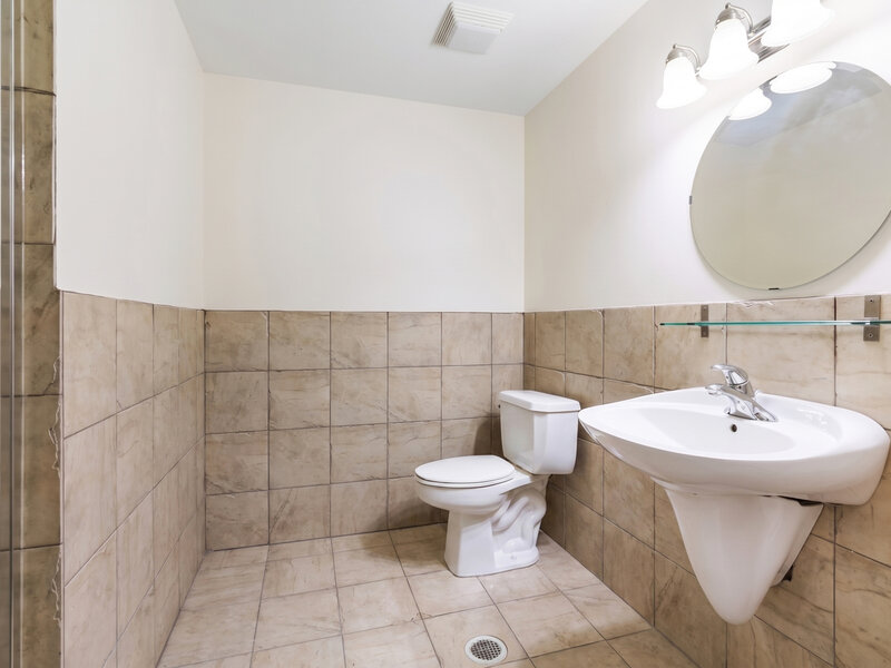 742 N Lasalle Street Chicago IL 60654