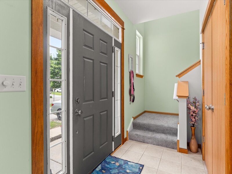 739 Bonaventure Drive Oswego IL 60543