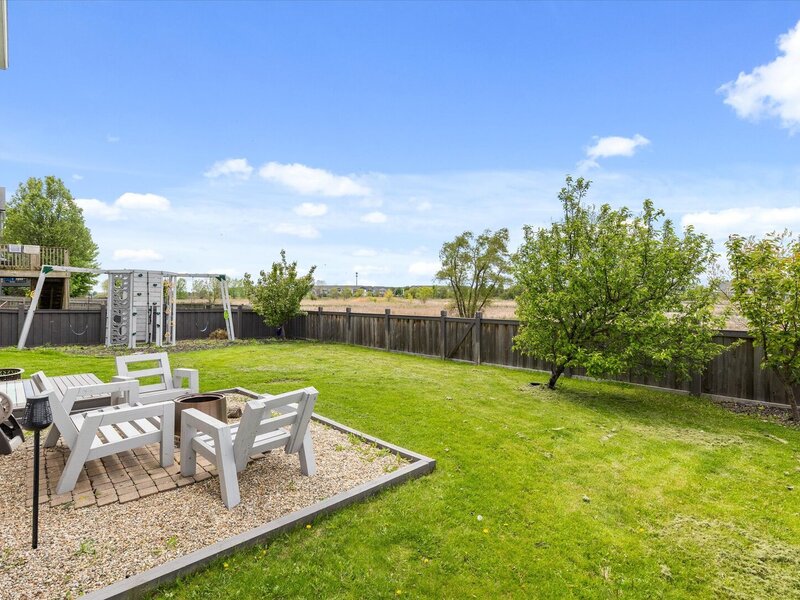 739 Bonaventure Drive Oswego IL 60543