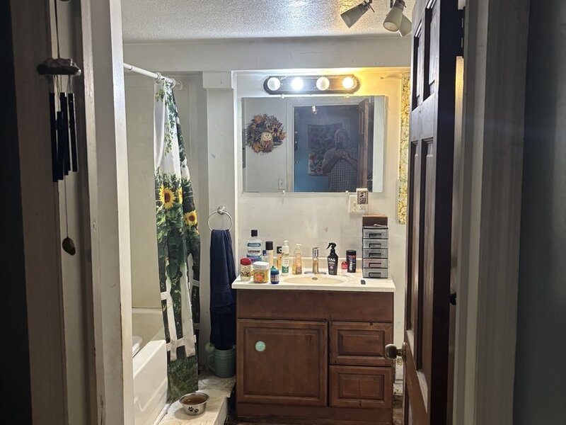 309 E Walnut Street Piper City IL 60959