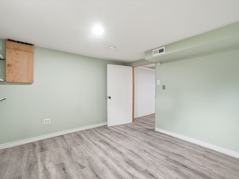 2123 N Mcaree Road Waukegan IL 60087