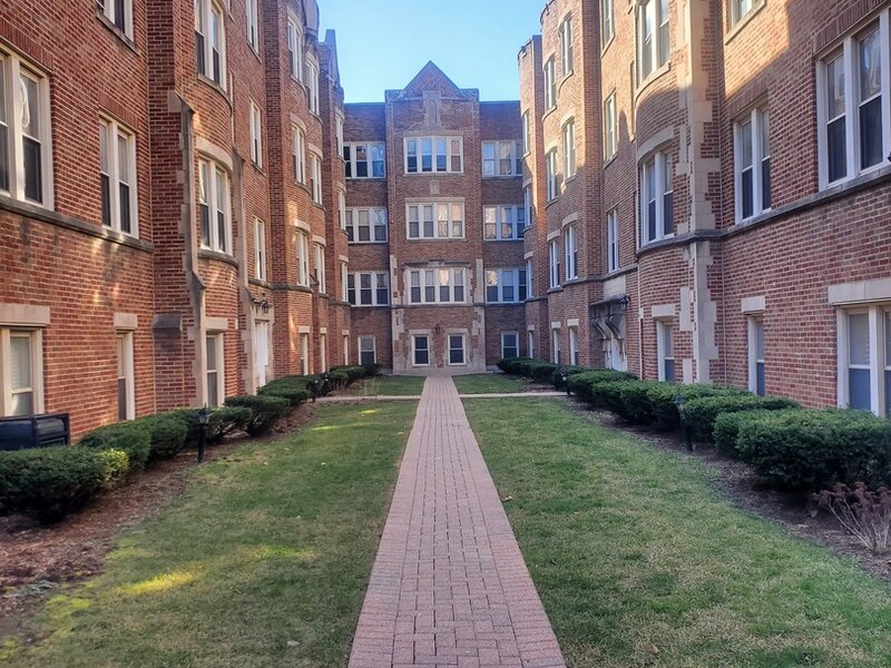 48 N Menard Avenue Chicago IL 60644