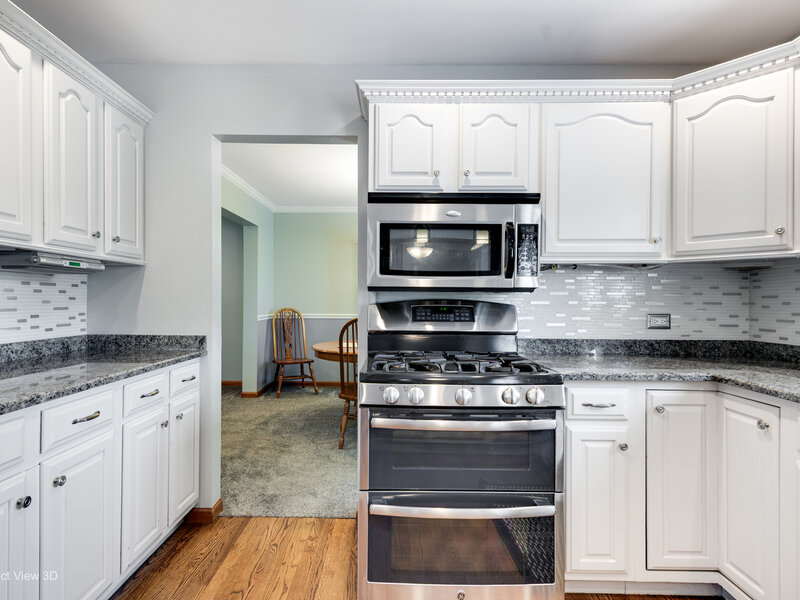 125 N Pleasant Road Lake Zurich IL 60047