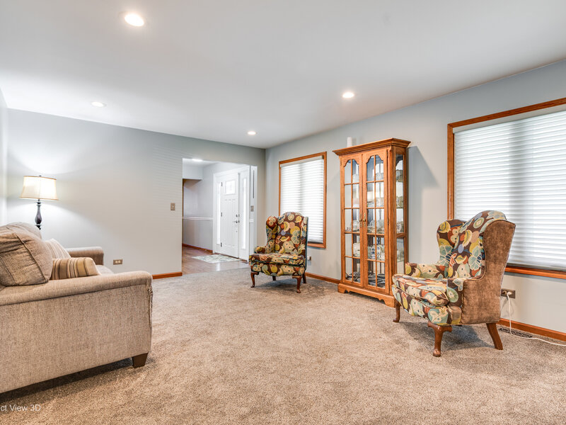 125 N Pleasant Road Lake Zurich IL 60047