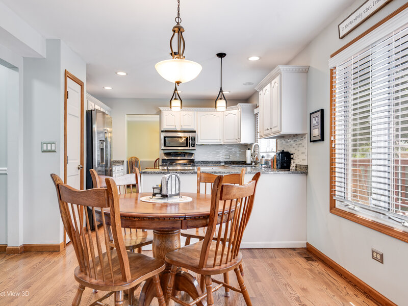 125 N Pleasant Road Lake Zurich IL 60047