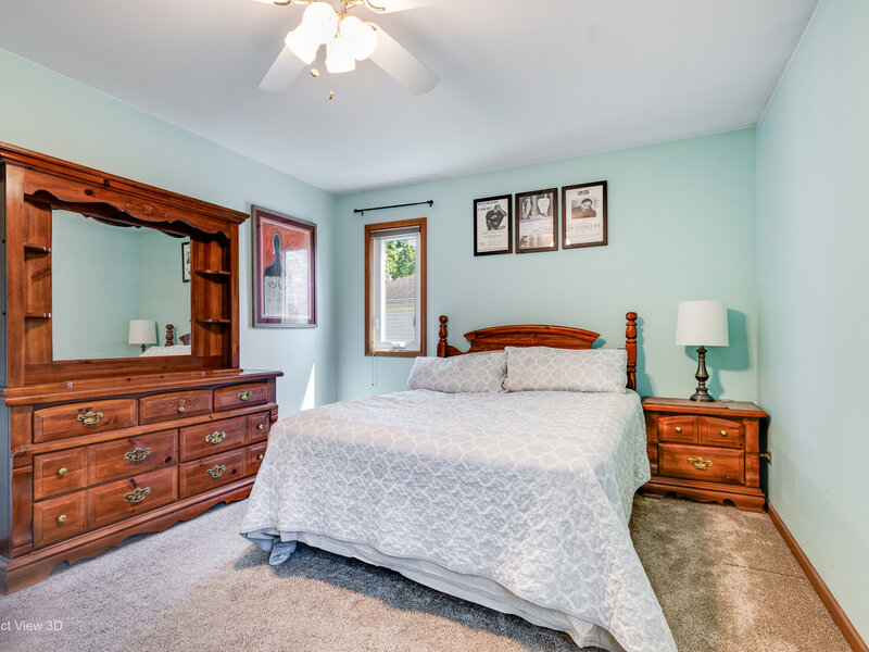 125 N Pleasant Road Lake Zurich IL 60047