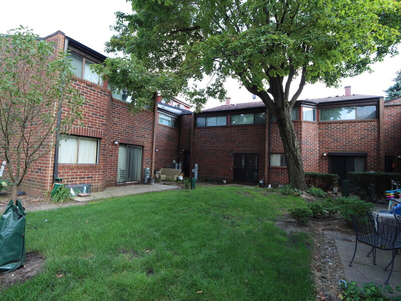 841 S Racine Avenue Chicago IL 60607