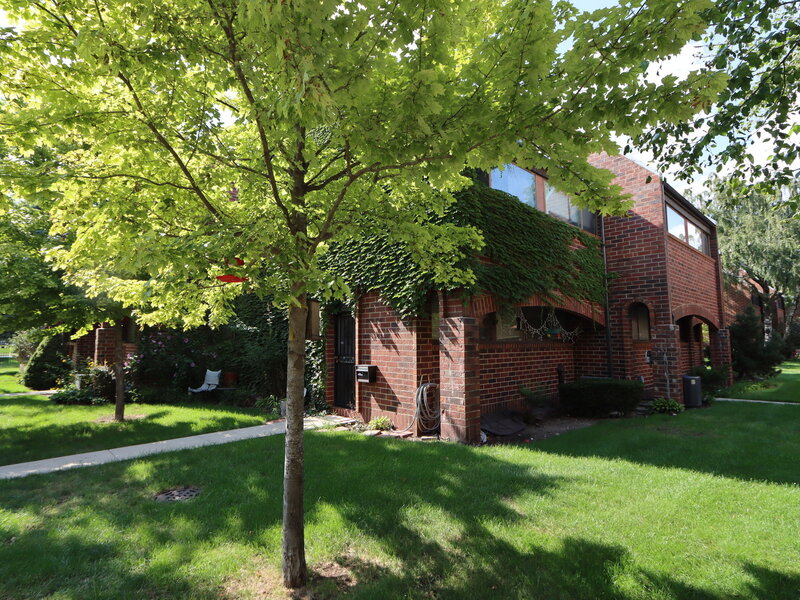 841 S Racine Avenue Chicago IL 60607