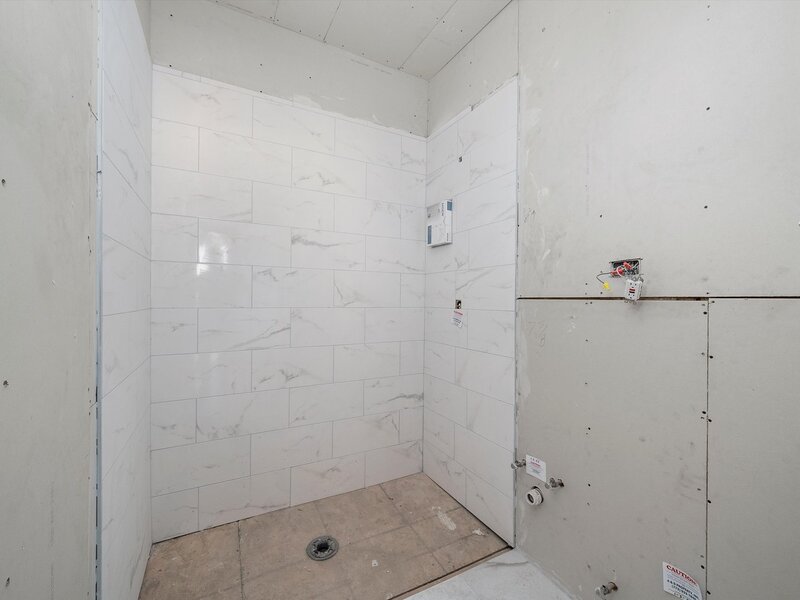8545 S Saginaw Avenue Chicago IL 60617