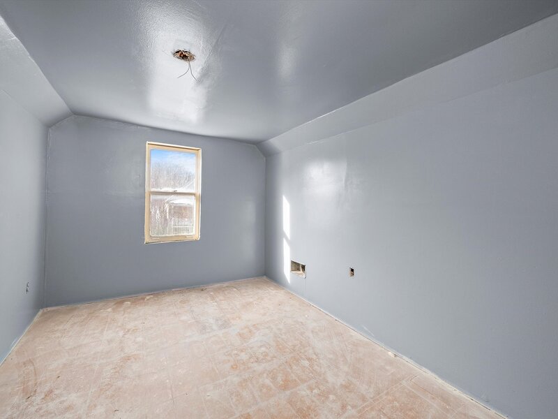 8545 S Saginaw Avenue Chicago IL 60617
