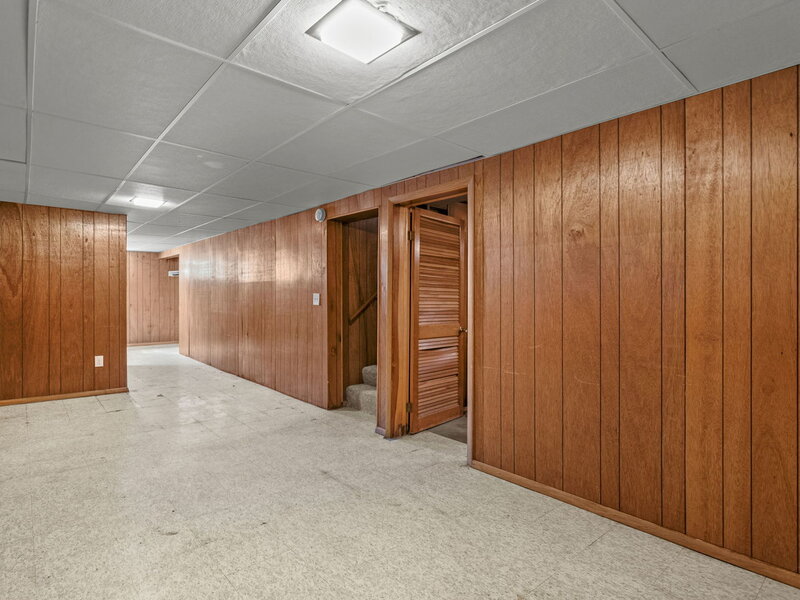 630 W Lombard Street Davenport IA 52803