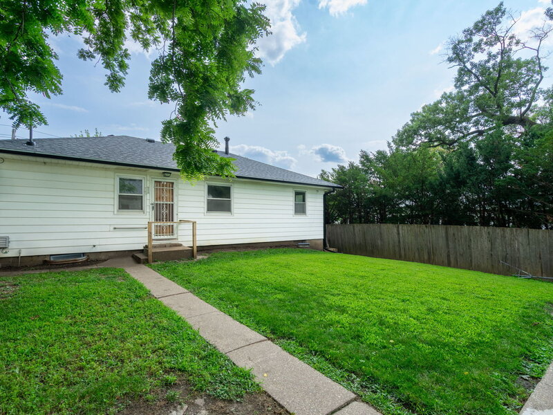 630 W Lombard Street Davenport IA 52803