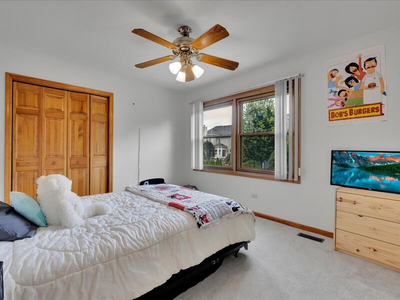 236 Isleview Drive Oswego IL 60543