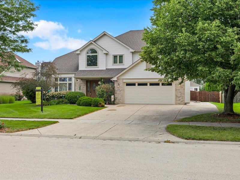 236 Isleview Drive Oswego IL 60543