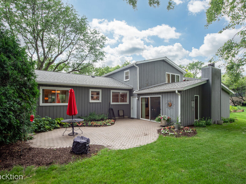 116 Pembroke Road Naperville IL 60540