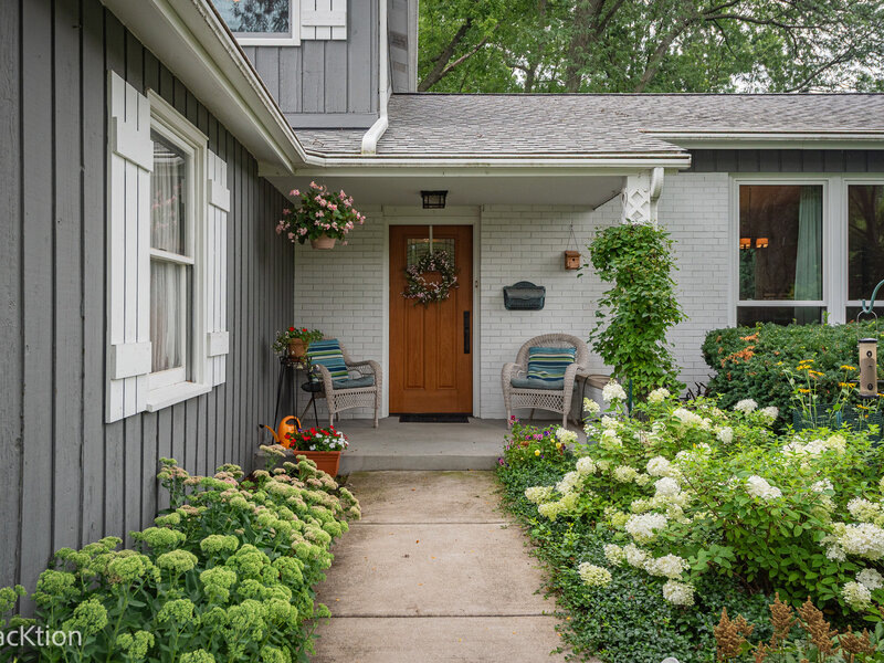 116 Pembroke Road Naperville IL 60540