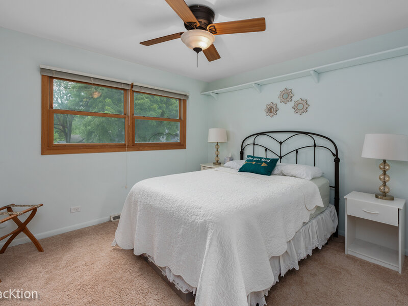 116 Pembroke Road Naperville IL 60540