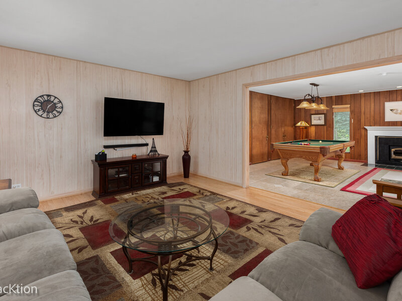 116 Pembroke Road Naperville IL 60540