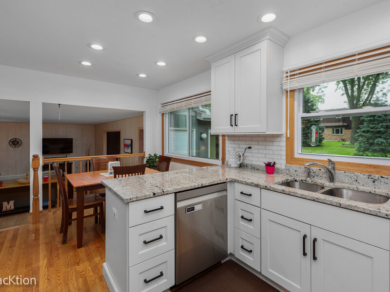 116 Pembroke Road Naperville IL 60540