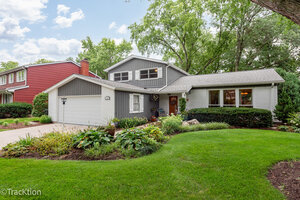 Photo of 116 Pembroke Road Naperville IL 60540