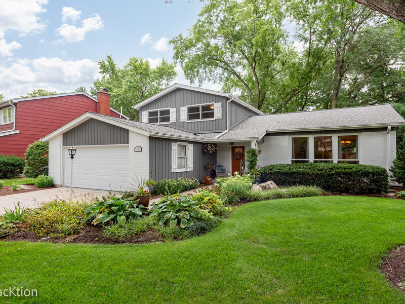 116 Pembroke Road Naperville IL 60540