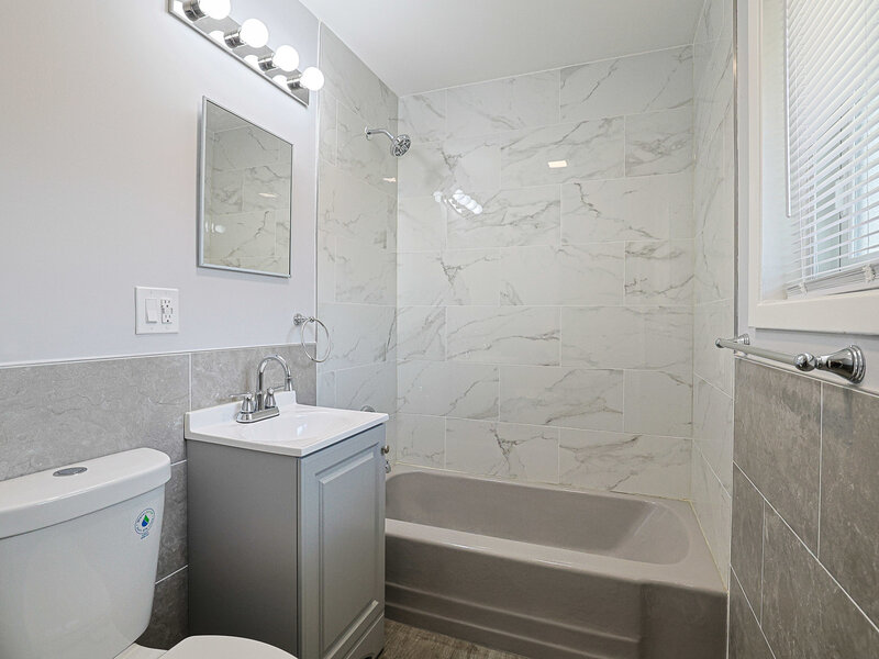 761 Marshall Drive Des Plaines IL 60016