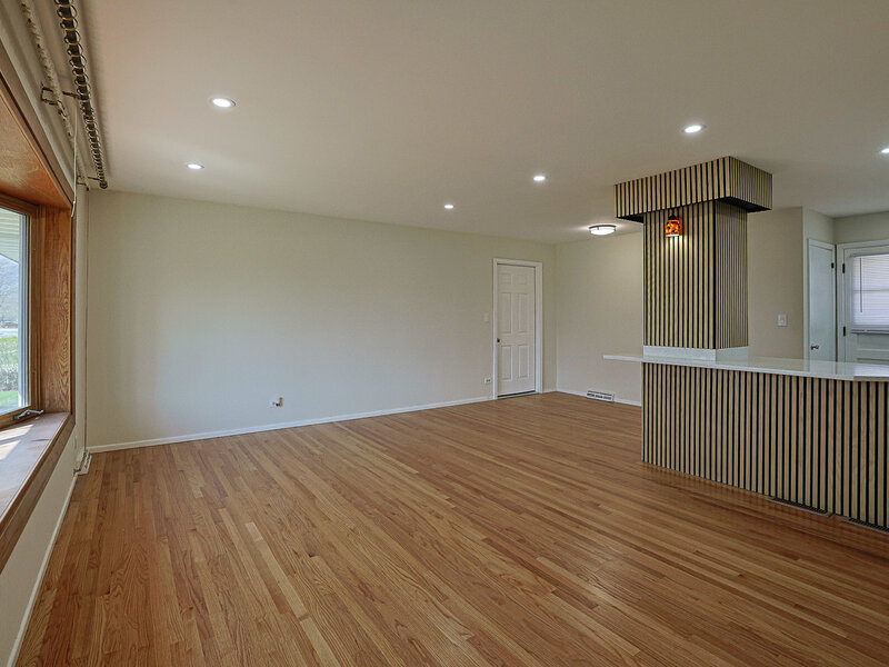 761 Marshall Drive Des Plaines IL 60016