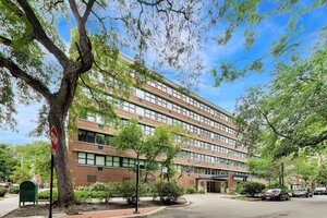 Photo of 2300 N Commonwealth Avenue Chicago IL 60614 Unit 2H
