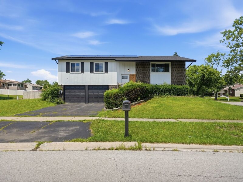 17800 Central Park Avenue Country Club Hills IL 60478