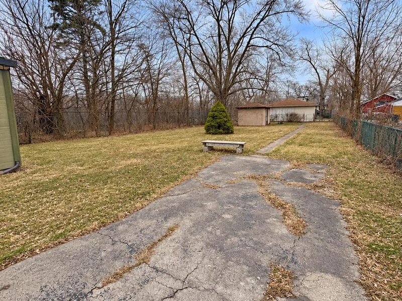 14717 Turlington Avenue Harvey IL 60426