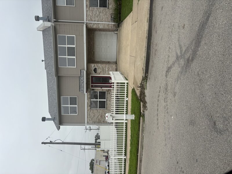 8001 Thomas Street Justice IL 60458