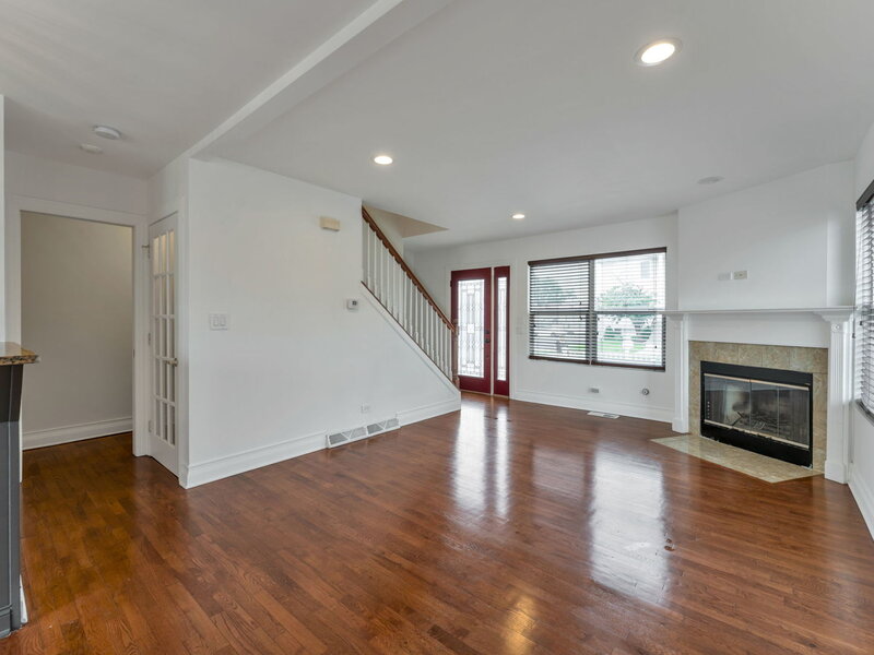 8001 Thomas Street Justice IL 60458
