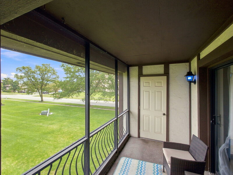 18075 Royal Oak Court Tinley Park IL 60477