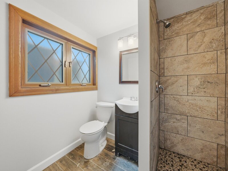 601 Honey Locust Lane Darien IL 60561
