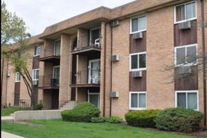 Photo of 675 Heritage Drive Hoffman Estates IL 60169 Unit 7-107