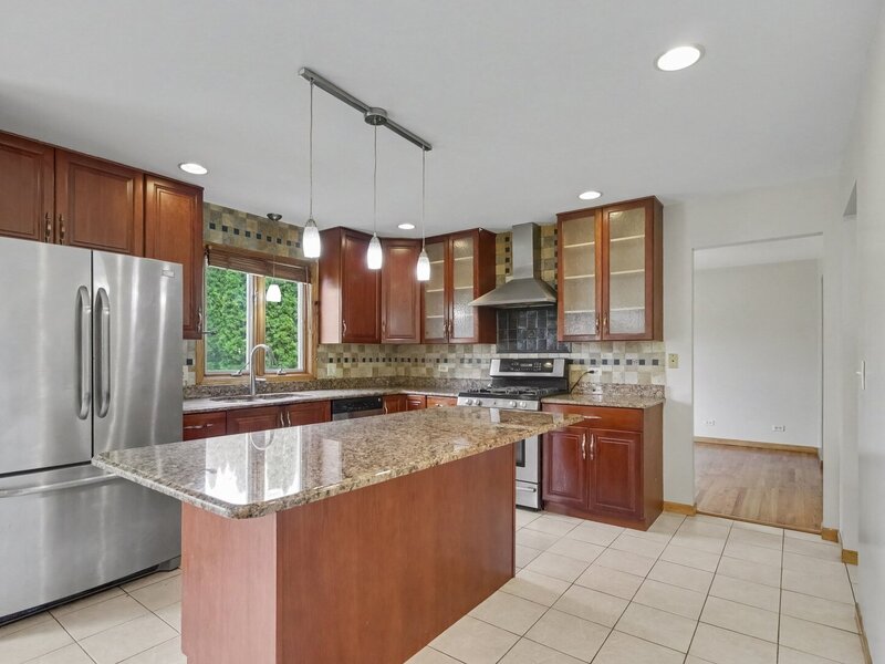336 W Morris Avenue Lombard IL 60148