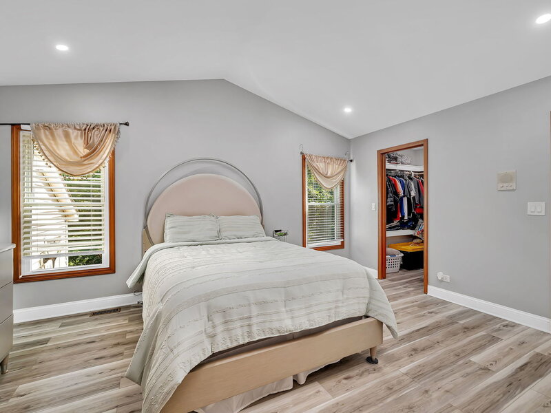 369 Twin Creeks Drive Bolingbrook IL 60440