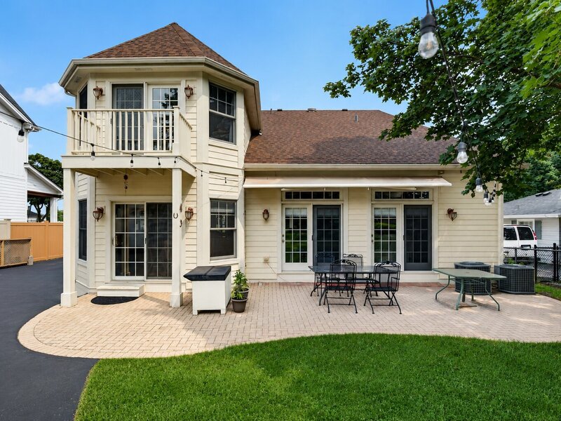 4344 Elm Street Downers Grove IL 60515