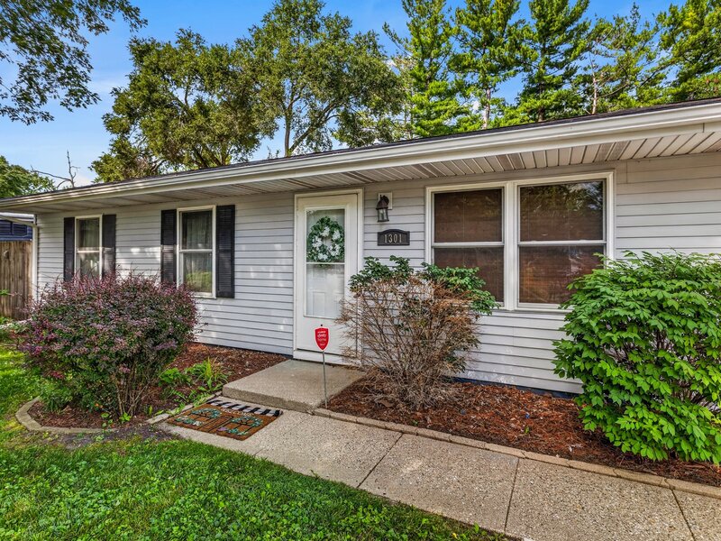 1301 Westfield Drive Champaign IL 61821