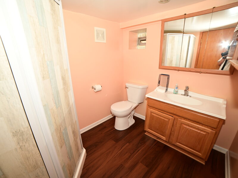 6211 N Nagle Avenue Chicago IL 60646