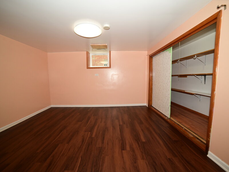 6211 N Nagle Avenue Chicago IL 60646