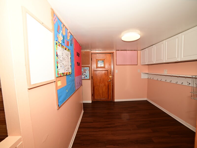 6211 N Nagle Avenue Chicago IL 60646