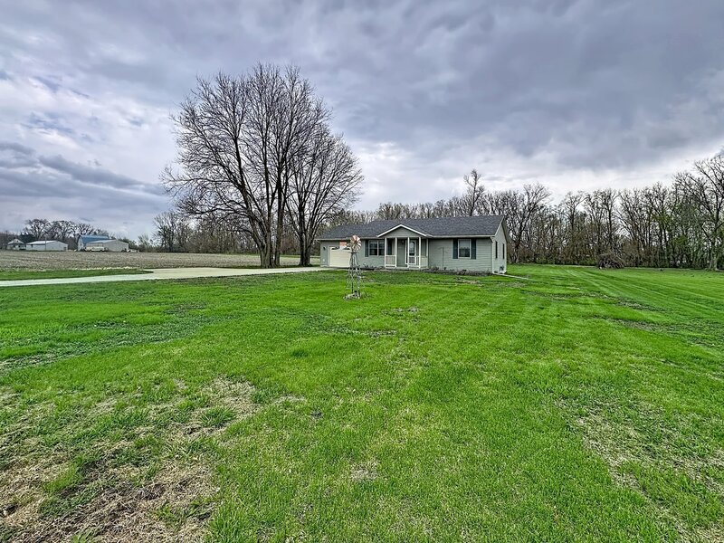 2524 Big Island Parkway Milan IL 61264