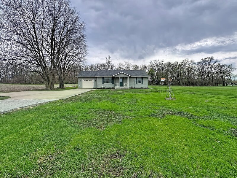 2524 Big Island Parkway Milan IL 61264