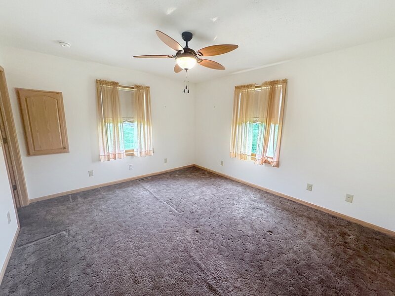 2524 Big Island Parkway Milan IL 61264