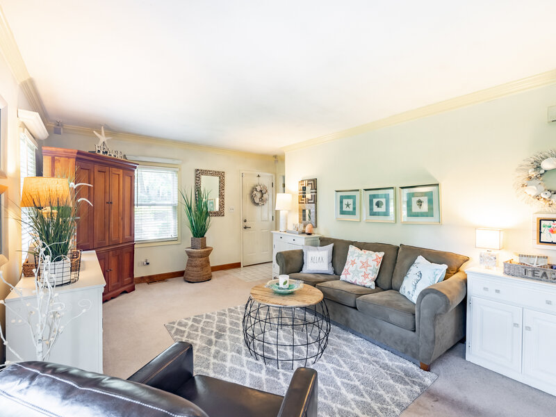 1120 W Wood Street Palatine IL 60067