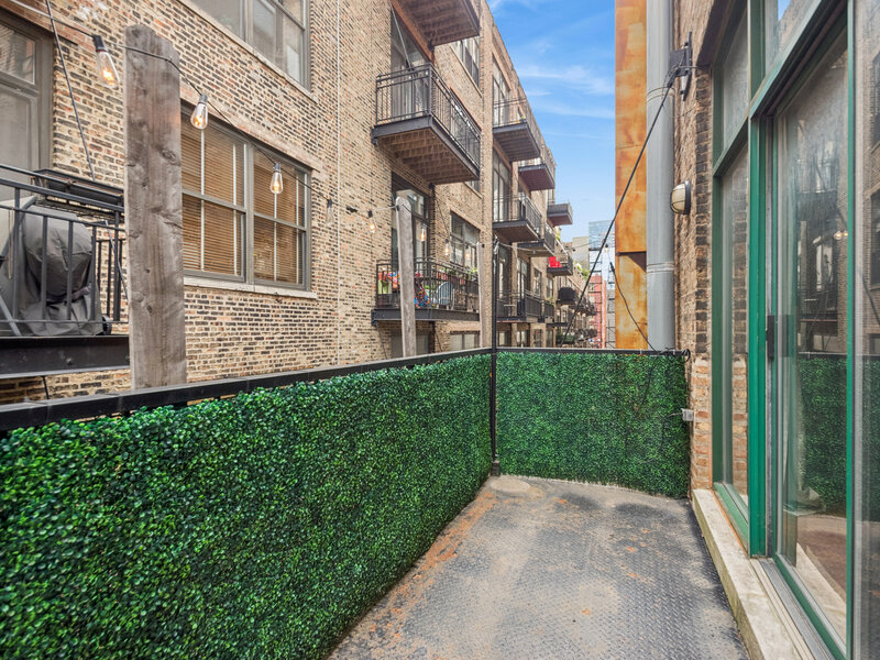 420 W Ontario Street Chicago IL 60654