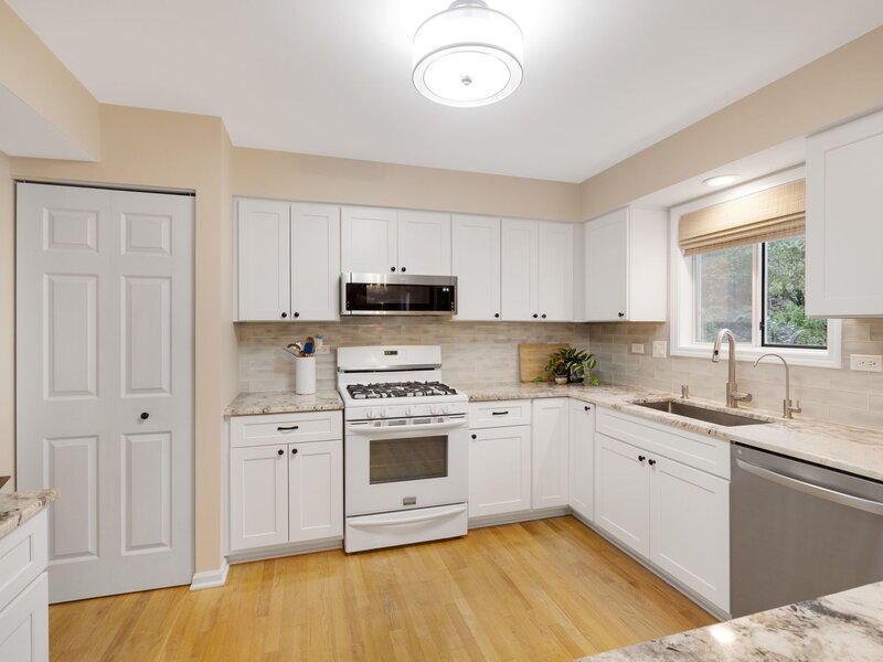 49 Mohawk Street Cary IL 60013