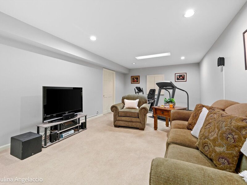 400 Bramble Lane Deer Park IL 60010