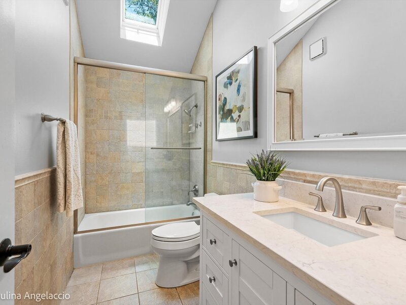 400 Bramble Lane Deer Park IL 60010